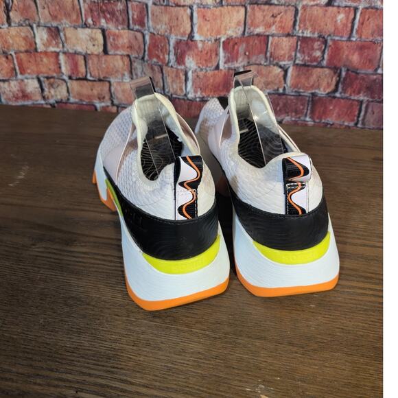 Sorel Women's Sneakers in White, Black, and Orange Size10.5 - Picture 4 of 8